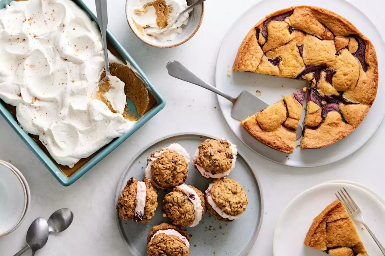 Yes, there are great Thanksgiving desserts that aren’t pie