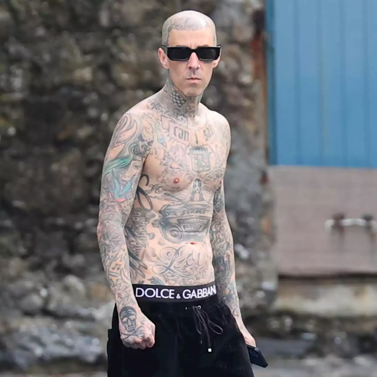 Travis Barker Documents Recovery After Breaking His Toe - E! Online