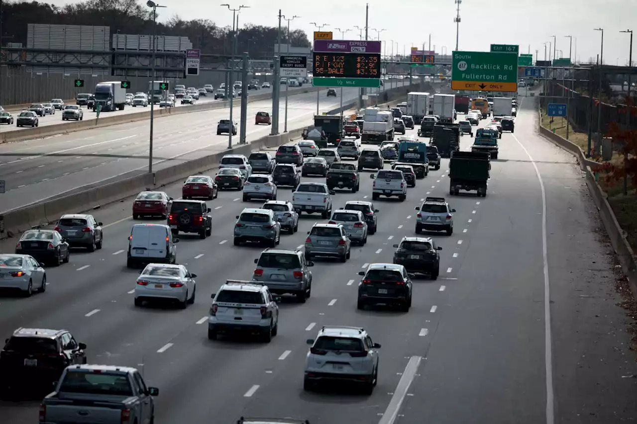 San Antonio gas prices plunge as drivers hit the road for Thanksgiving holiday