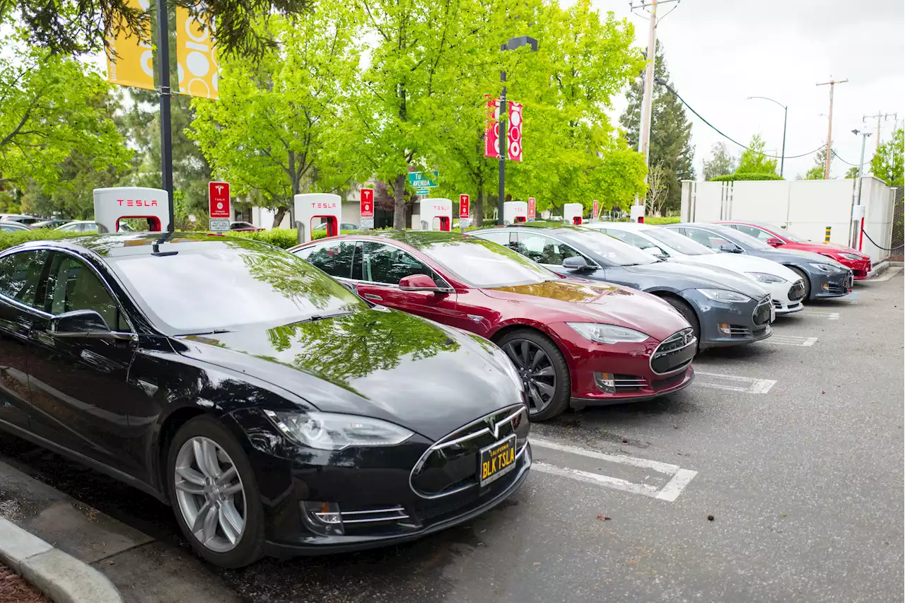 How Will EVs Handle The Thanksgiving Crunch?