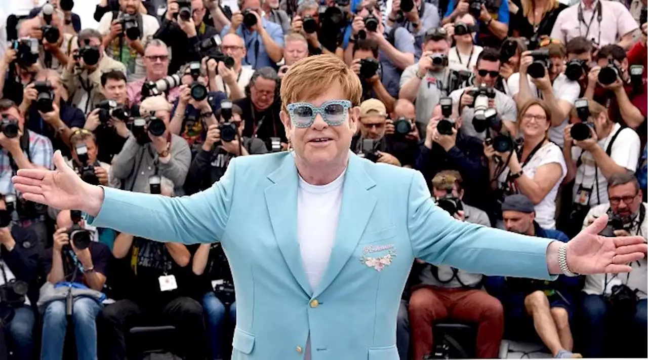 Elton John bids farewell to America with 'emotional' Los Angeles concert