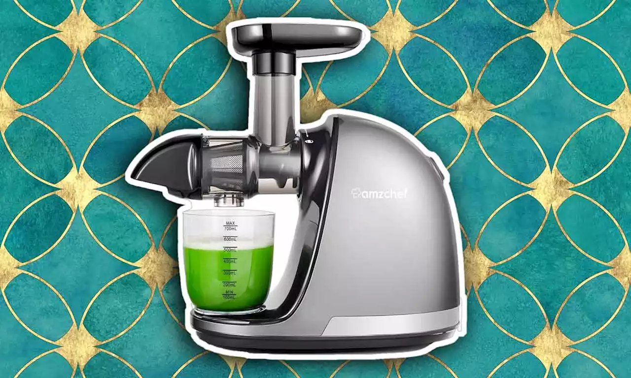 This small juicer on Amazon has over 8k five-star reviews - and it's on sale