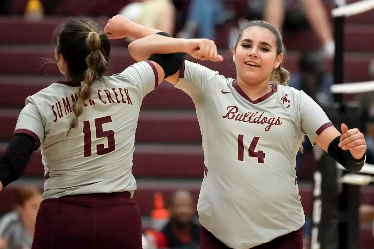 Summer Creek's Angelica Medina leads District 21-6A volleyball honors