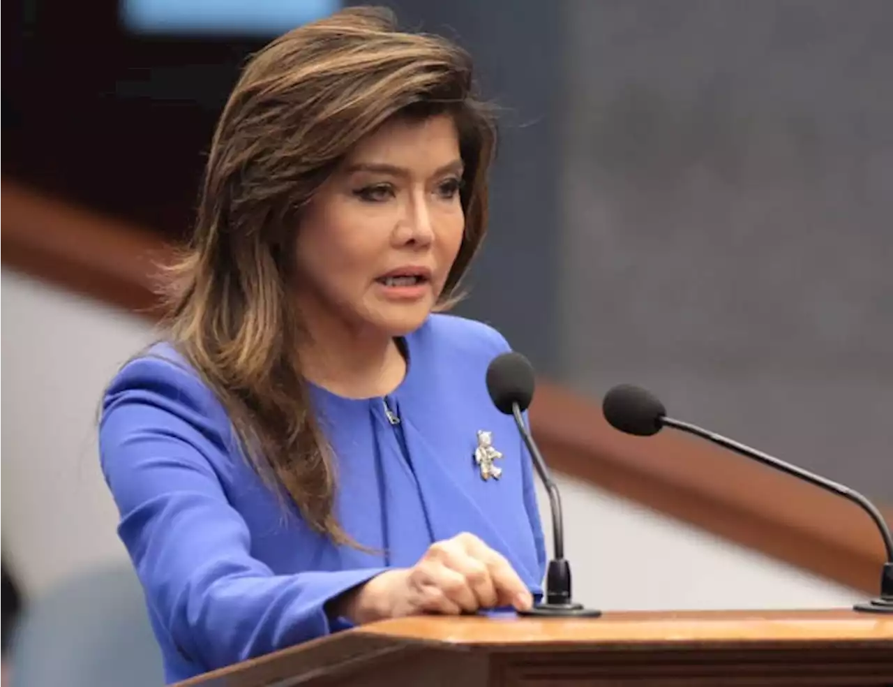 Imee Marcos teases DPWH chief over ‘unexplained poverty’