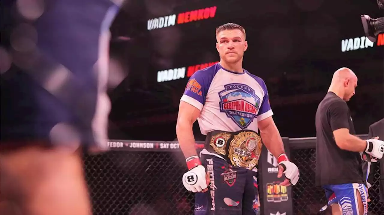 Российский боец Немков подарил фанату чек на $1 млн после победы на Bellator 288