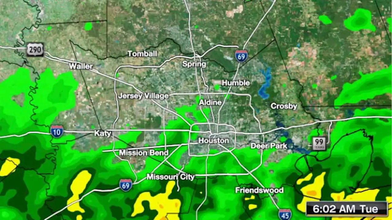 A cloudy, dreary day with more light rain south of I-10