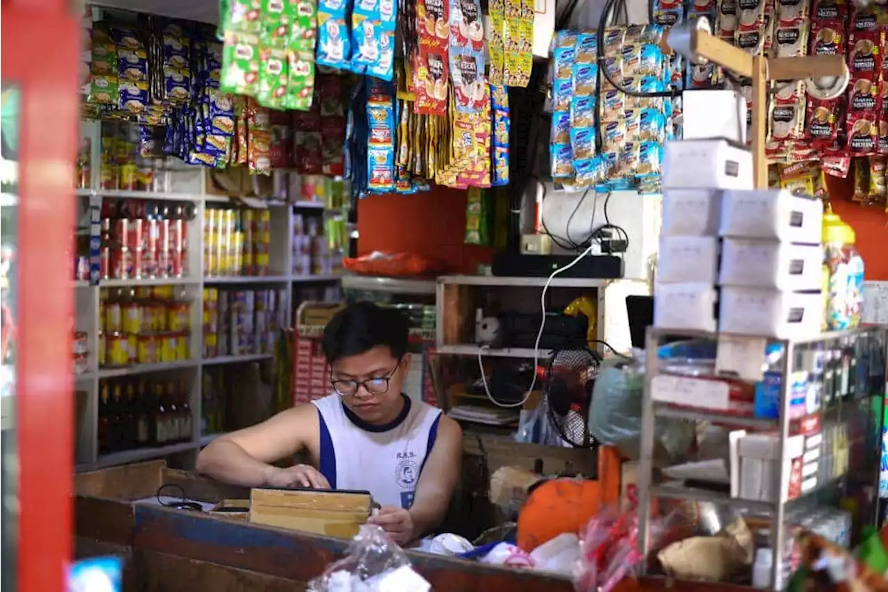 Filipinos prefer sari-sari stores during inflationary times – study