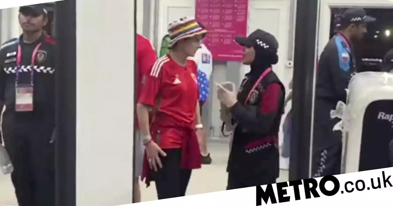 Former Wales captain forced to remove rainbow hat to watch match in Qatar