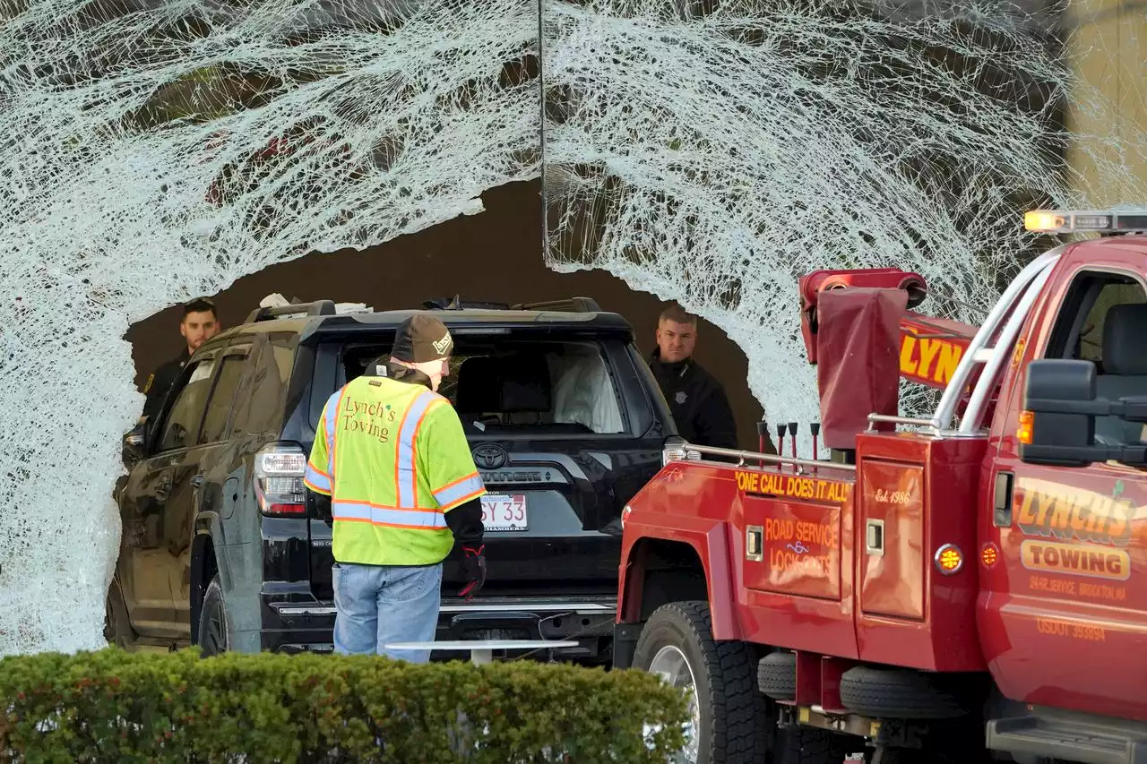 Hingham Apple Store defendant says crash was accident, foot was stuck on gas