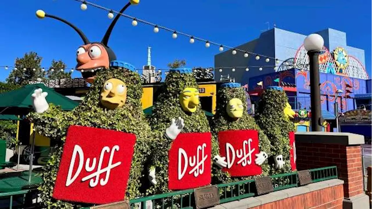 At Universal Studios Hollywood, Dufftoberfest Is the Most Wonderful Time of the Year