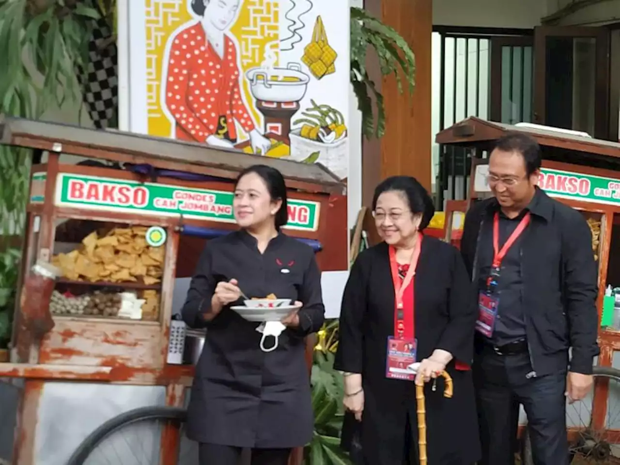 PDIP: Puan Kemungkinan Tahu Capres yang Dikantongi Megawati |Republika Online