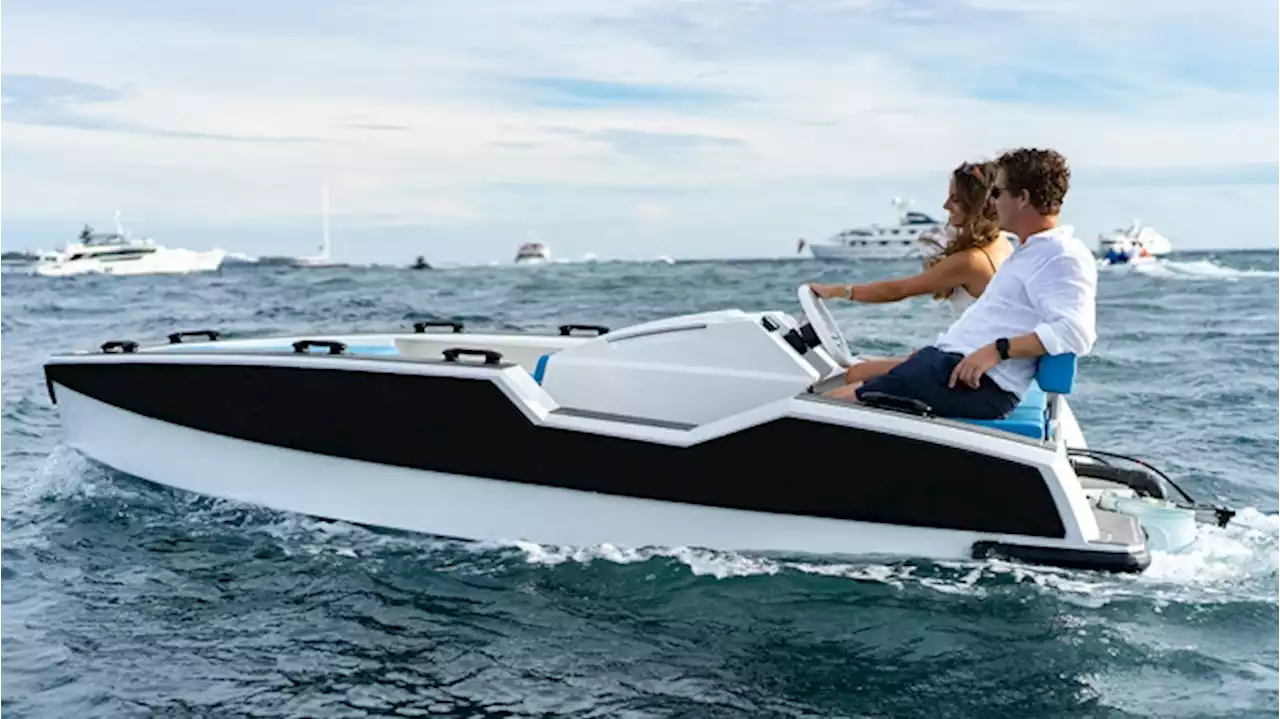 This Whisper-Quiet 13-Foot Electric Tender Can Hit 20 Knots at Full Tilt