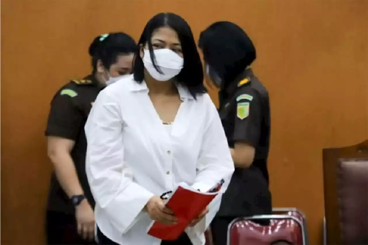 Putri Candrawathi Kena Covid-19, Jalani Sidang Secara Online