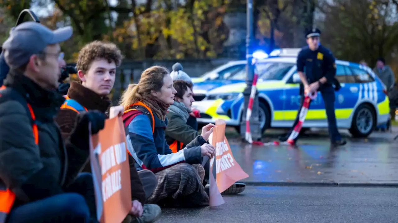 München: Acht Klimaaktivisten kommen in längeren Polizeigewahrsam