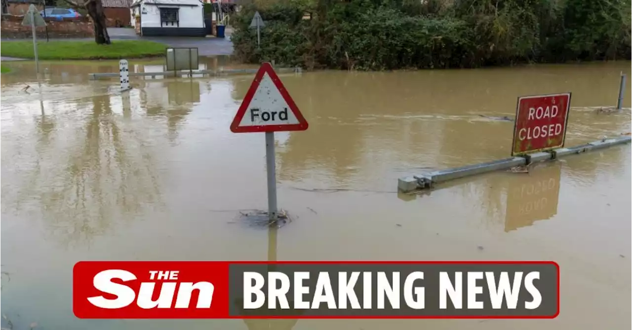 Warning for power cuts as Met releases alert over torrential rain and gales