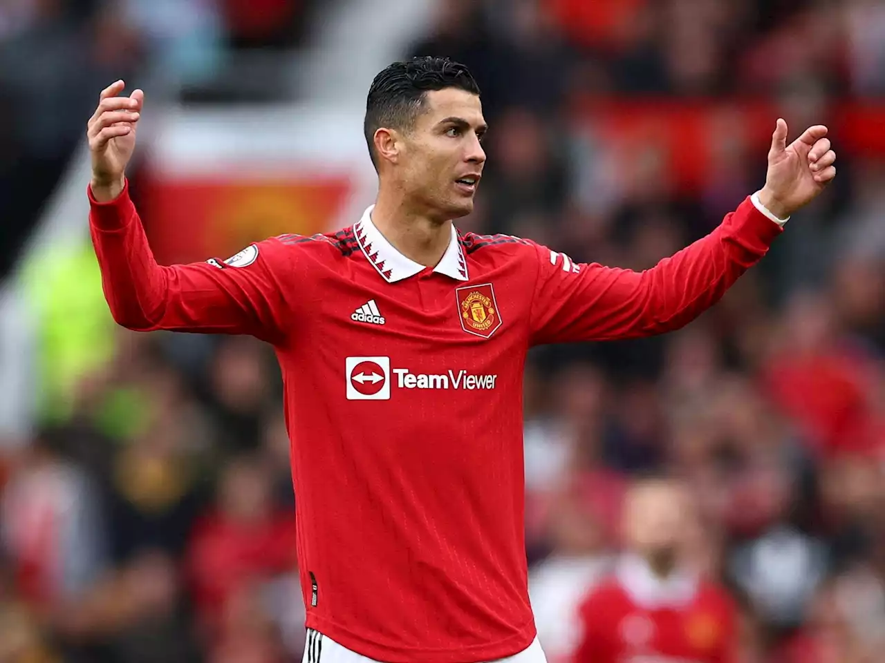 Cristiano Ronaldo to leave Manchester United ‘with immediate effect’