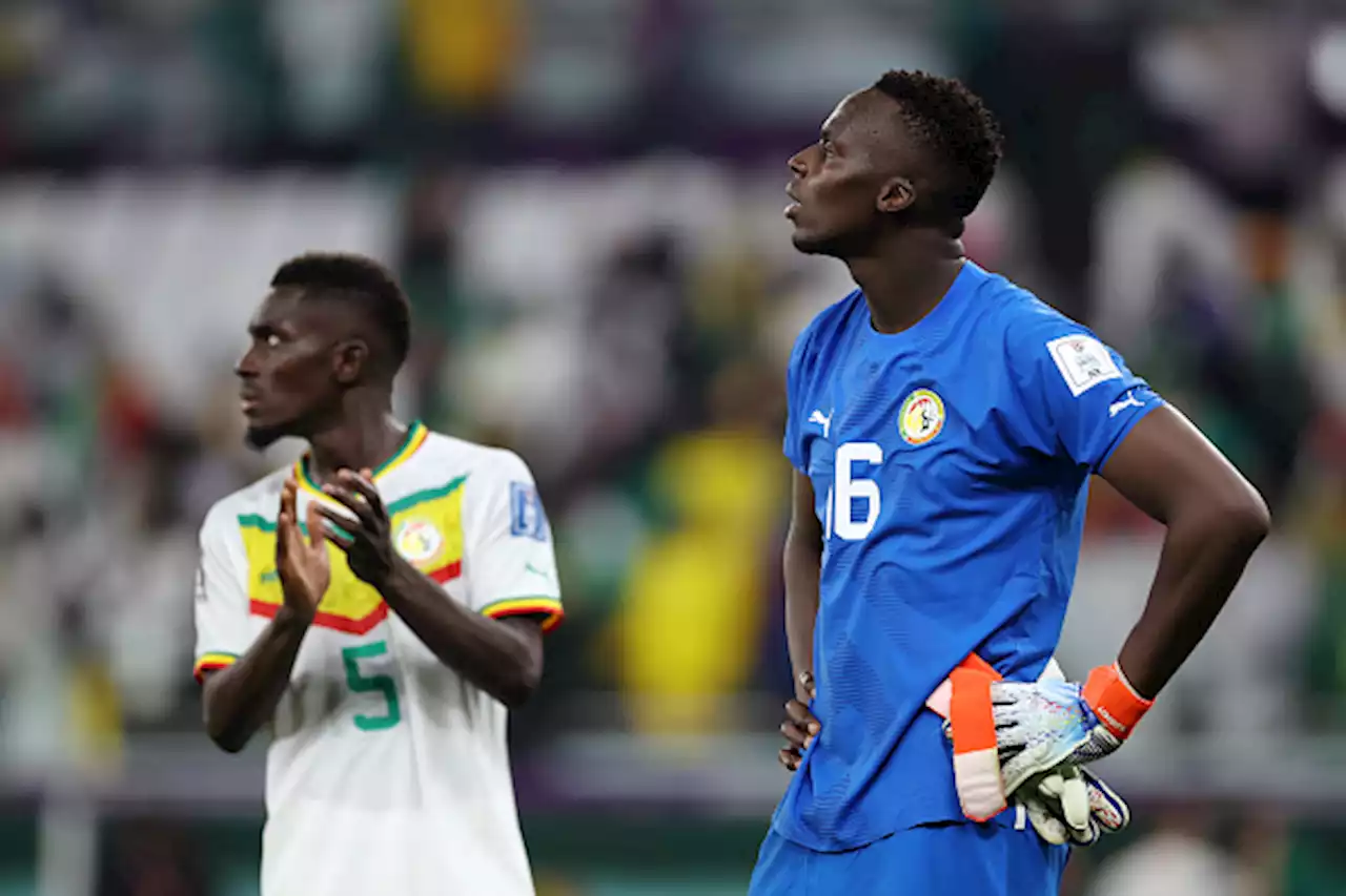 Senegal concede two late goals to get their World Cup campaign off to a losing start