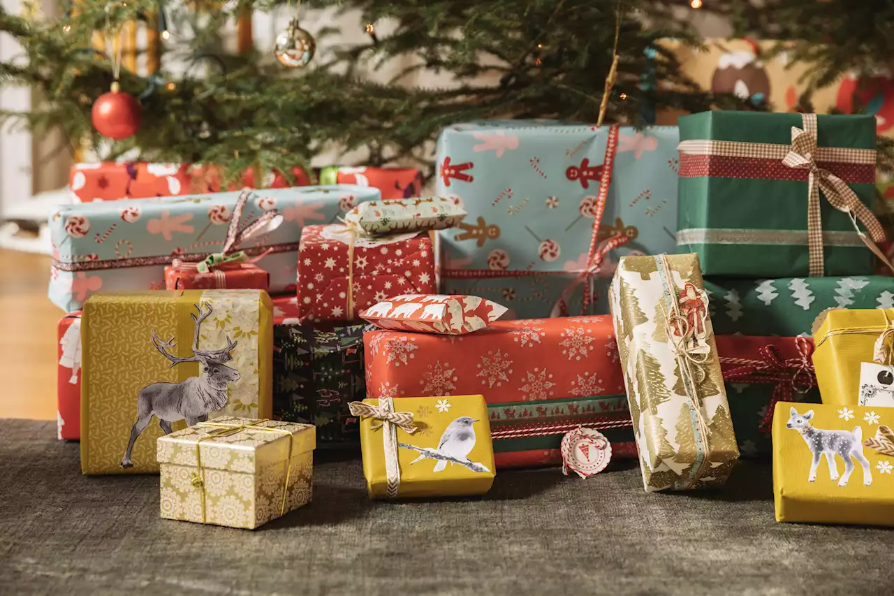 6 Ways to Give Better Gifts—Based on Science