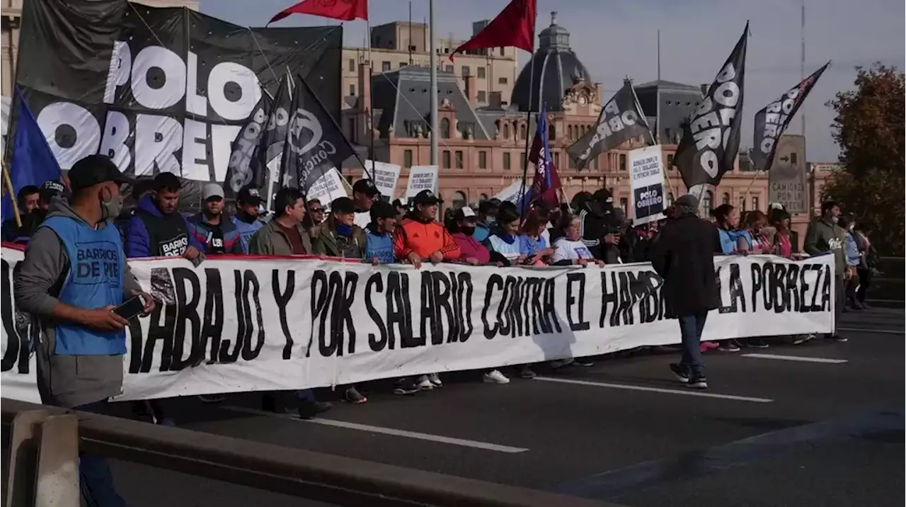 Piqueteros se movilizarán al Ministerio de Trabajo después del partido de la Selección