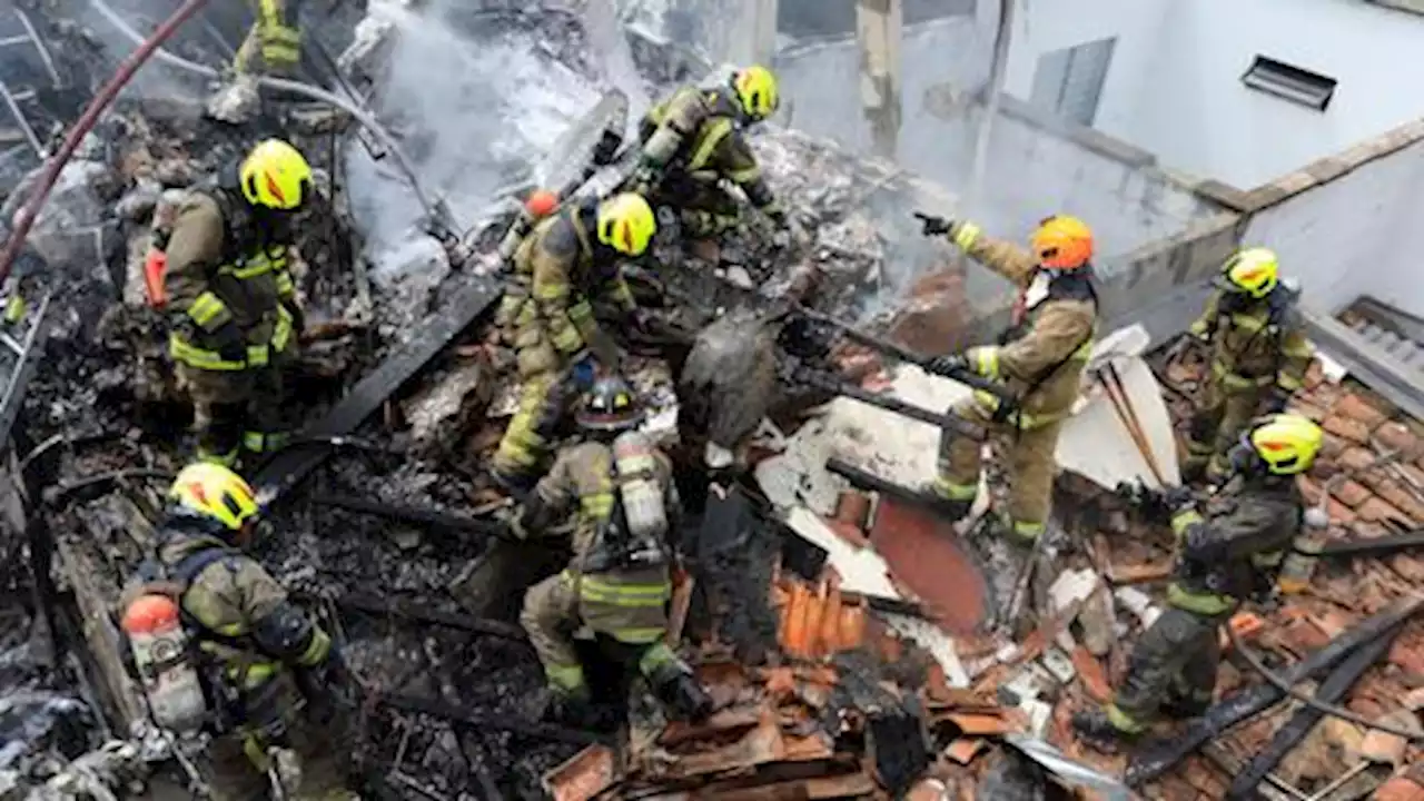 Colombia plane crashes into residential locality, killing all on board