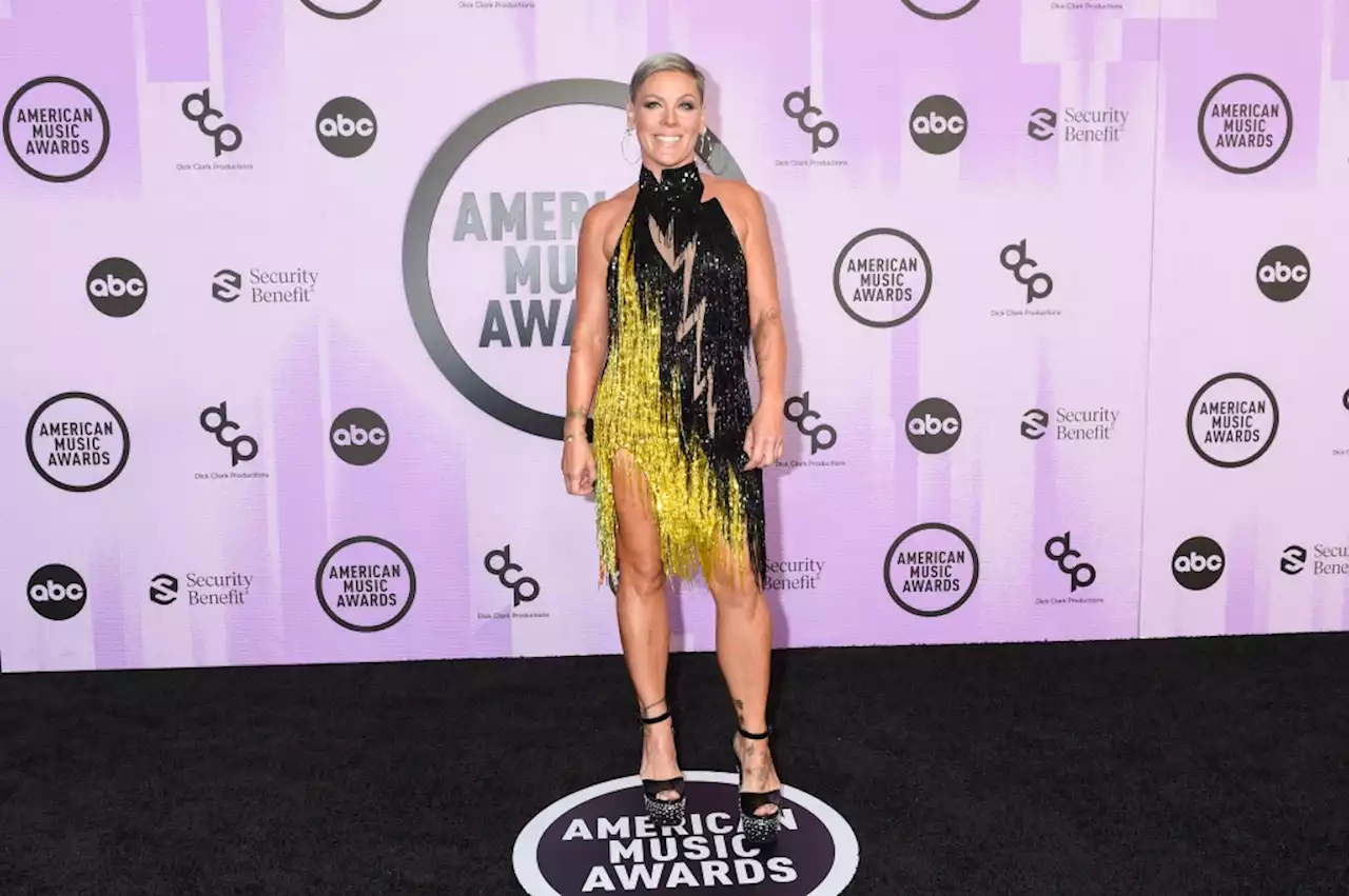 Pink Electrifies in Vintage Bob Mackie ‘Lightning Bolt’ Fringe Dress for American Music Awards 2022