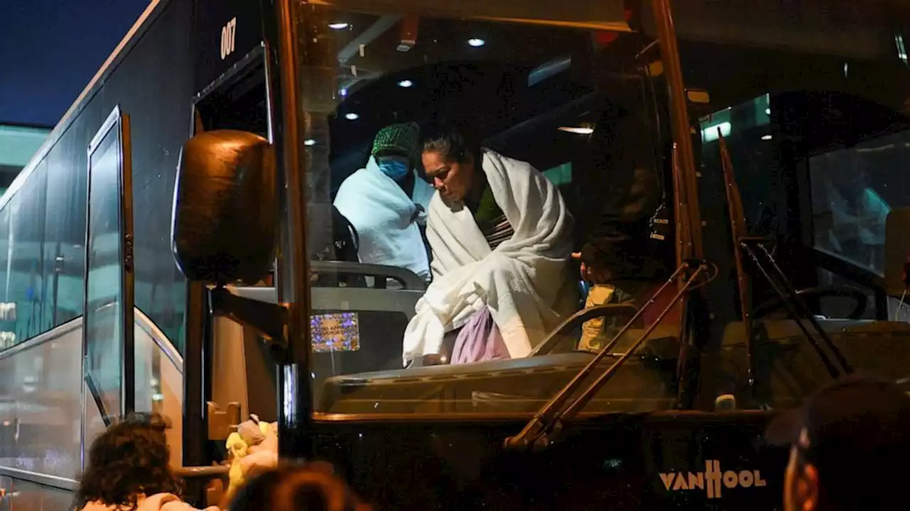 Texas sends 2nd bus of migrants to Philadelphia, despite plea from city for coordination