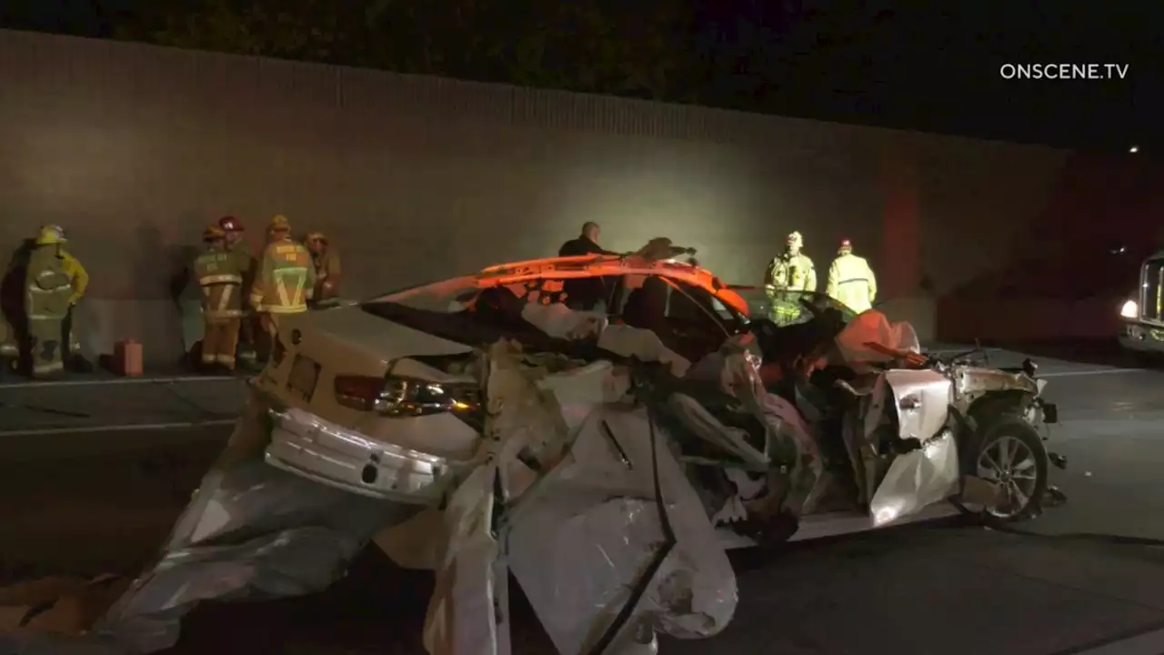 1 child killed, another injured in violent crash on 215 Freeway in Riverside