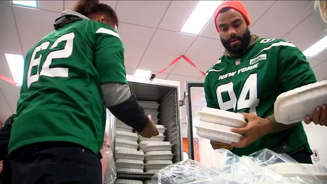 New York Jets assist Food Bank for New York City in spirit of Thanksgiving