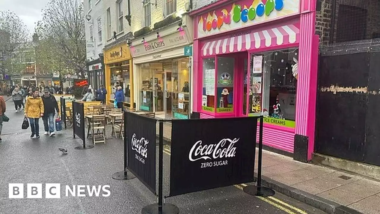 York: Tougher rules for city's pavement cafes agreed