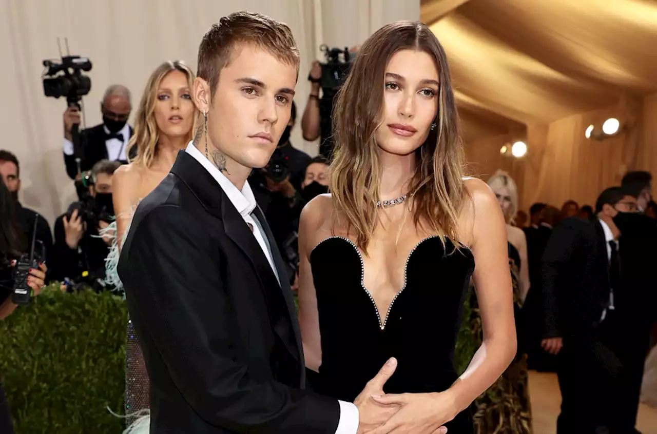 Justin Bieber and Hailey Baldwin Bieber Ring in the Model’s 26th Birthday In Tokyo