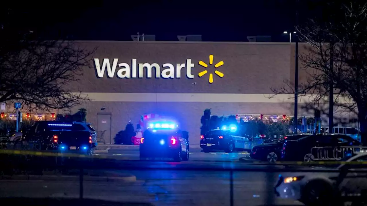 5 things to know for November 23: Walmart shooting, Trump, Student loans, Layoffs, Covid | CNN