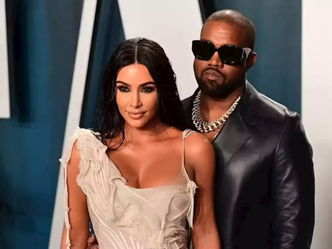 Kanye West mostrava ai dipendenti foto e video porno di Kim Kardashian Immagine