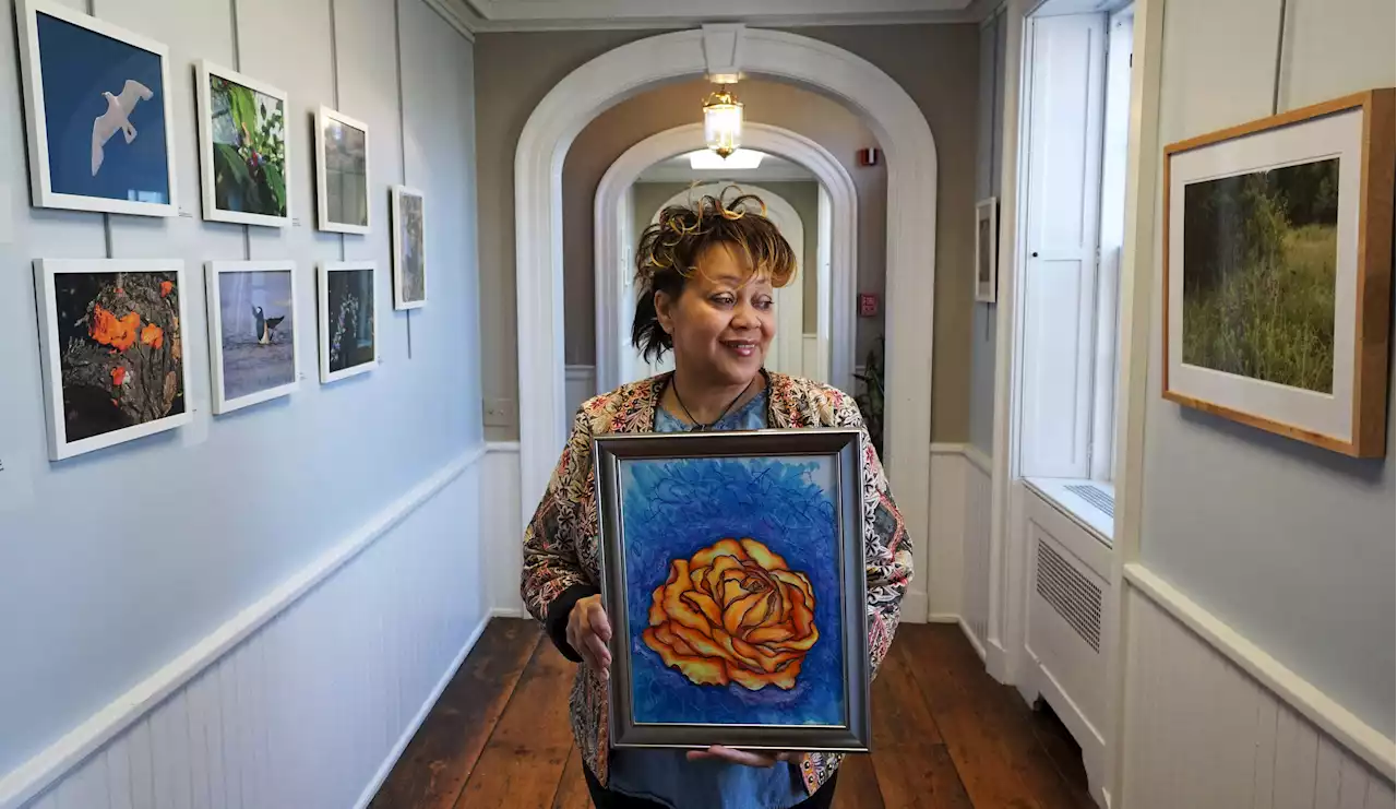 'Art lets you get it out there': Exhibit showcases veterans' creativity, helps with healing