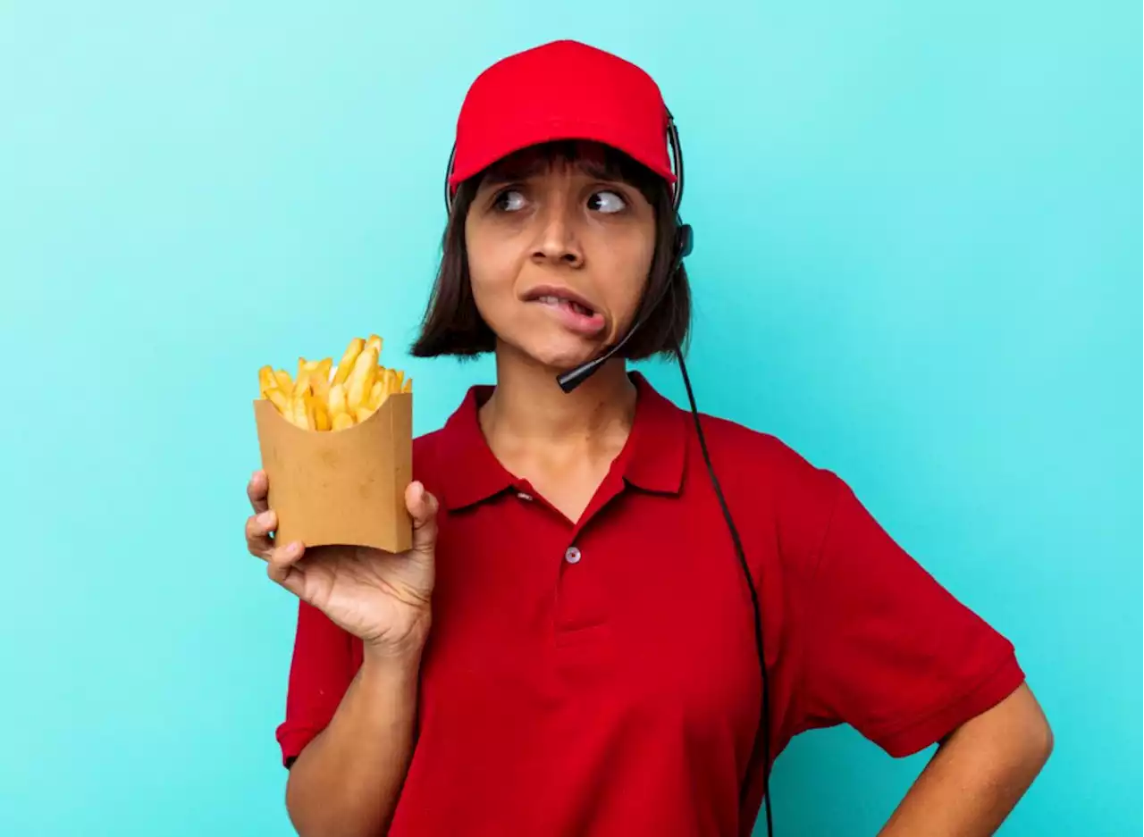 8 Lies Fast-Food Workers Admit to Telling Customers — Eat This Not That