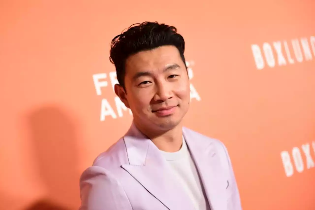 Simu Liu Takes Shots At ‘Gatekeepers’ Martin Scorsese & Quentin Tarantino Over Comments About Marvel