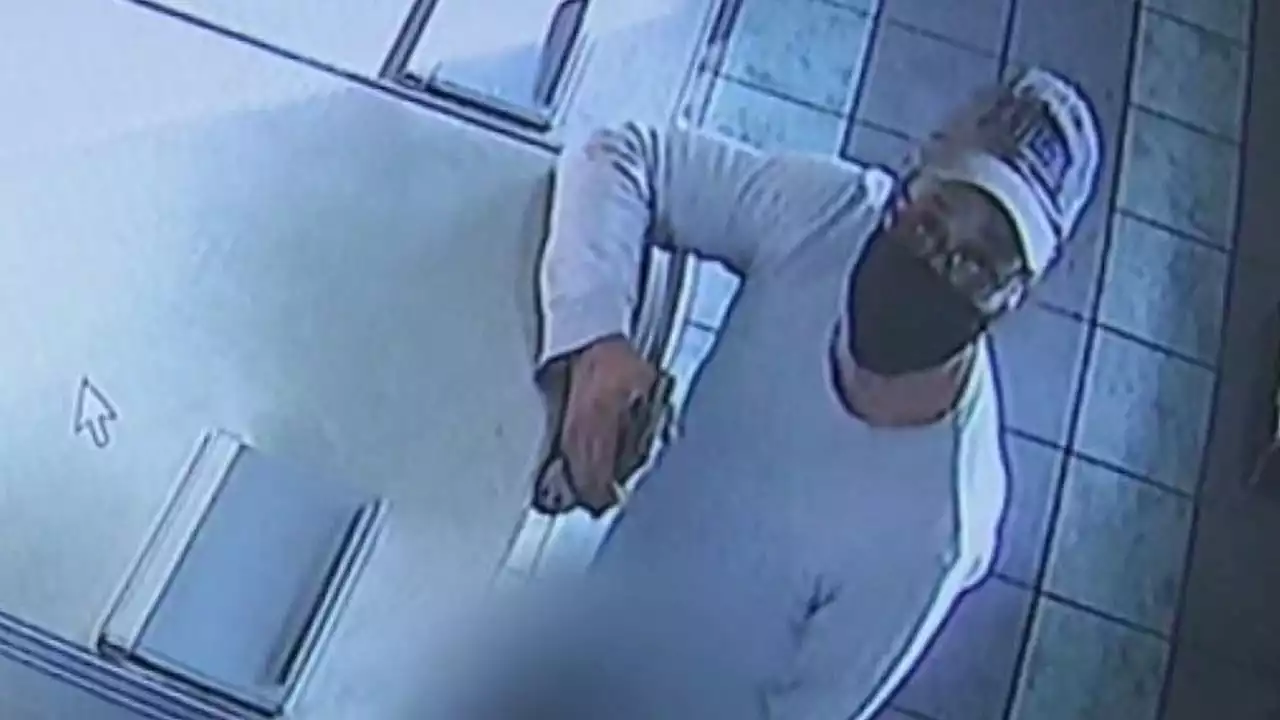 Man seen on camera exposing himself in front of young girls at South LA laundromat