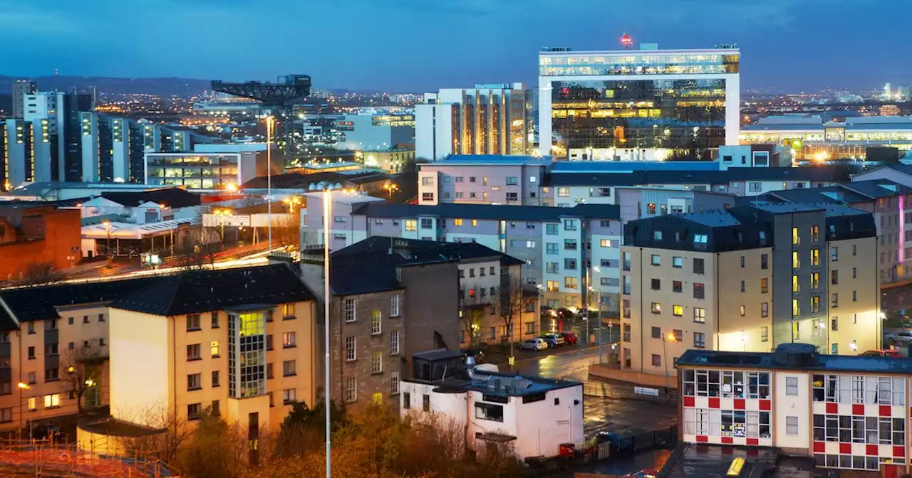 Glasgow council urged to fix Govanhill street lights as residents feel 'unsafe'