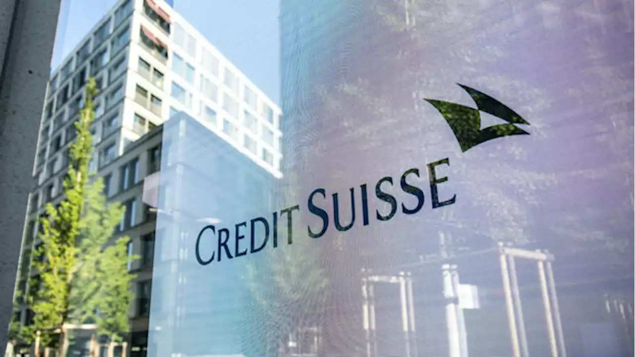 Großbank: Credit Suisse kämpft mit Abzug von Kundengeldern und erwartet Milliardenverlust