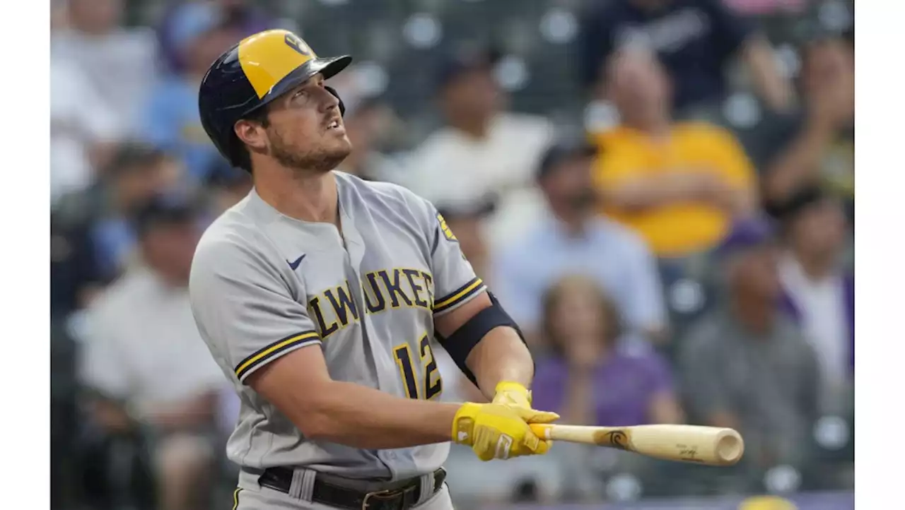 Angels acquire outfielder Hunter Renfroe from Brewers for 3 pitchers