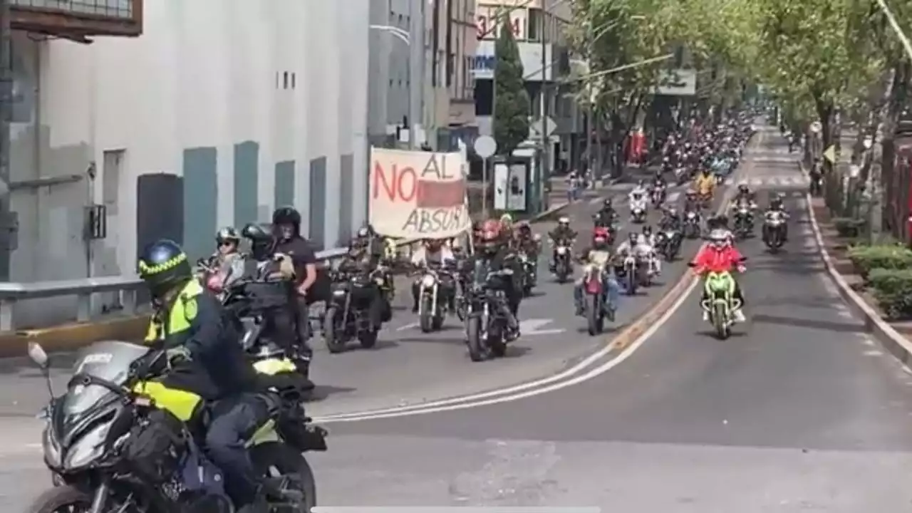 Motociclistas protestan contra nuevas medidas del reglamento de tránsito