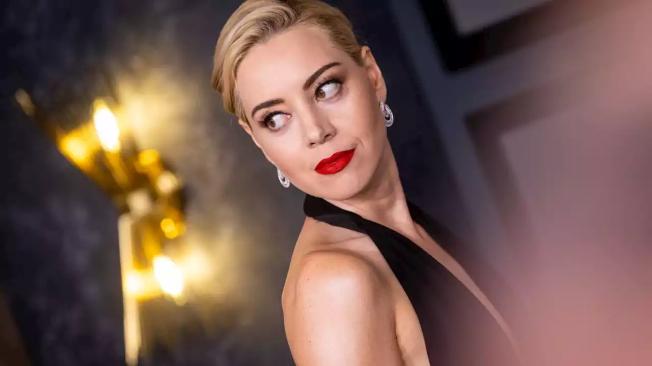 Aubrey Plaza Channels Marilyn Monroe With Dramatic Hair Transformation