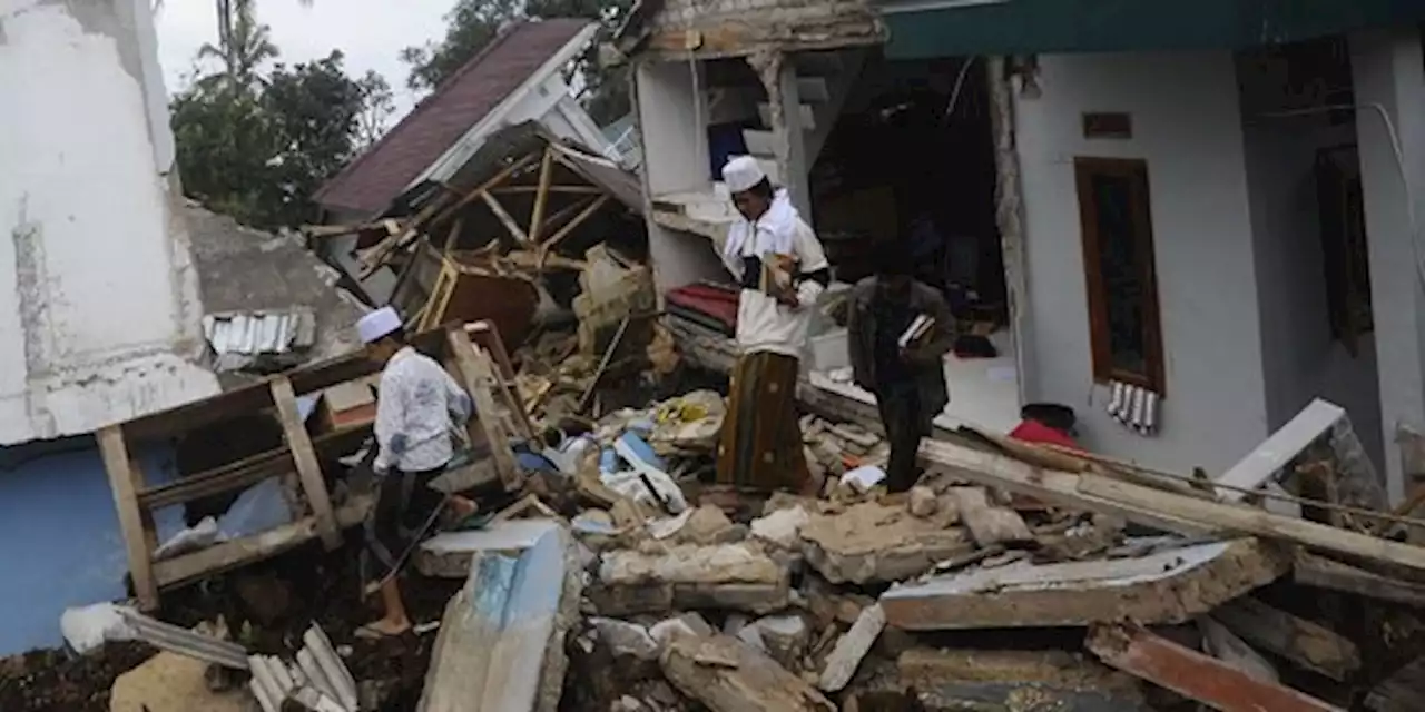 BPBD Jabar Catat Korban Jiwa Gempa Cianjur Jadi 284 orang, 122 Teridentifikasi | merdeka.com