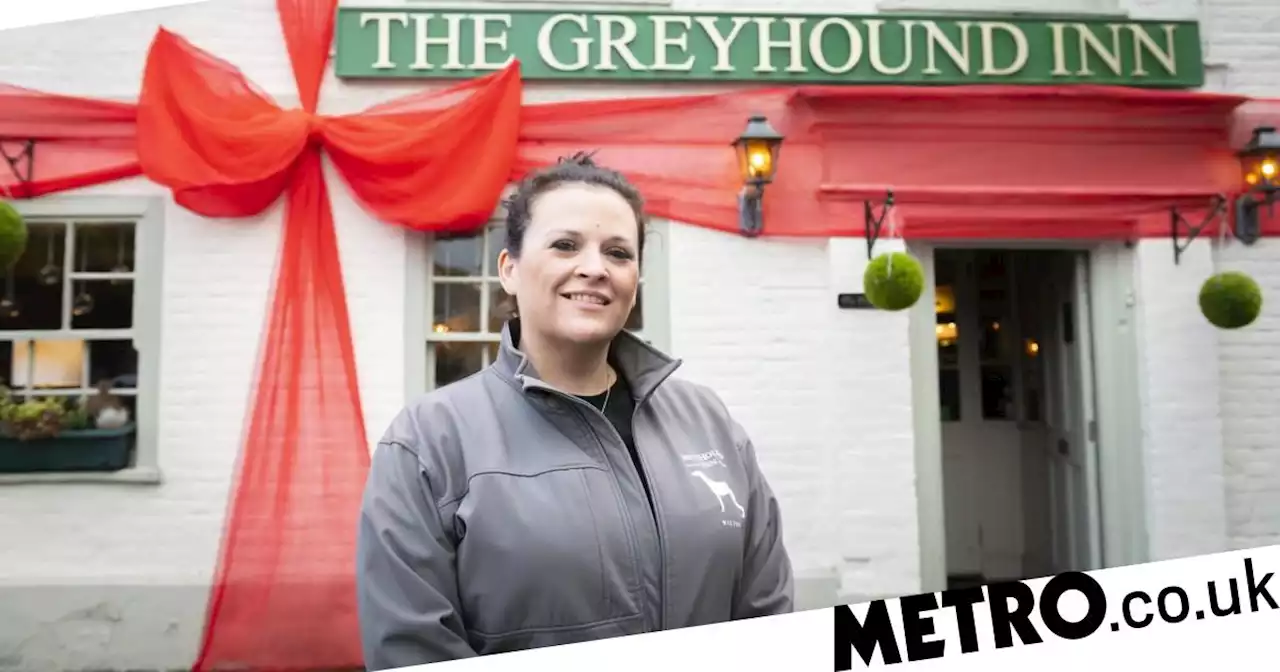 Footy fans flock to Christmassy pub wrongly thinking it shows World Cup games