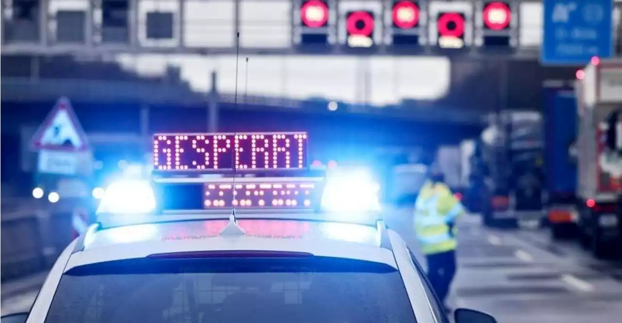 Zwei Unfälle auf A93 sorgen für Stau am Pfaffensteiner Tunnel