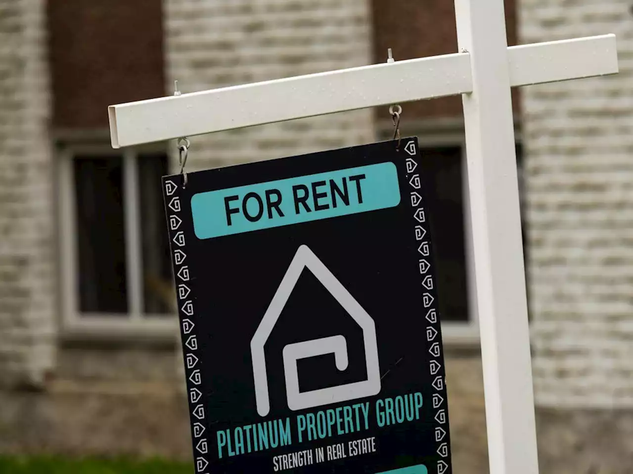 Toronto rent climbs 26% from last year, but national average cools in October