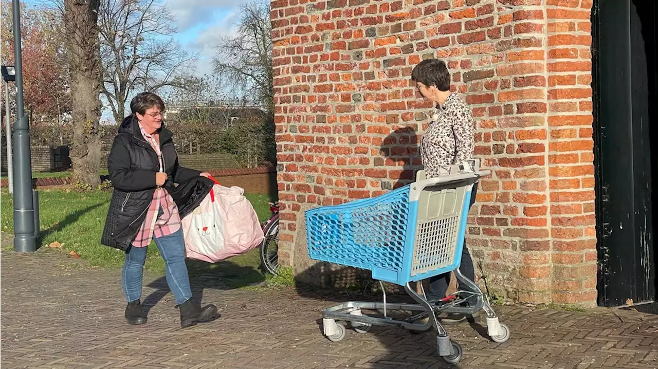 Hulpsinterklazen in actie voor minima: 'Ieder kind moet een leuke Sinterklaas kunnen vieren'