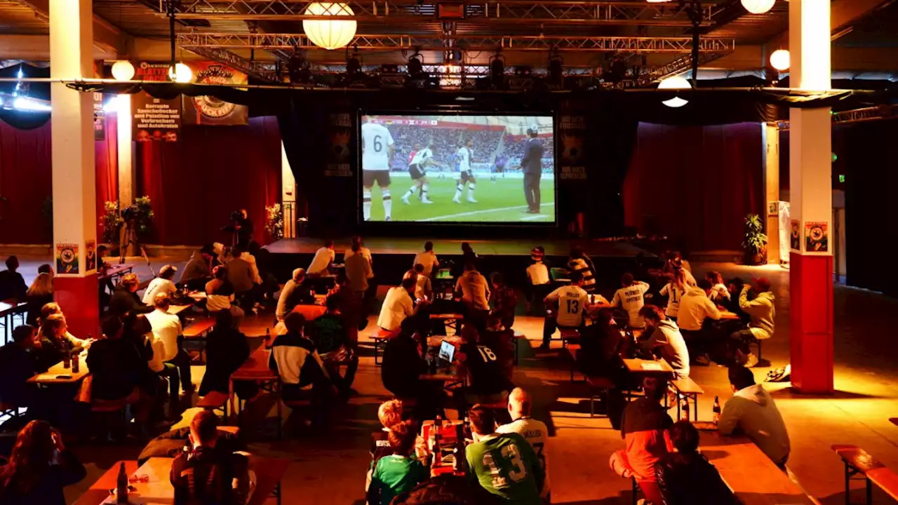 München: Verhaltene Stimmung beim WM-Public-Viewing