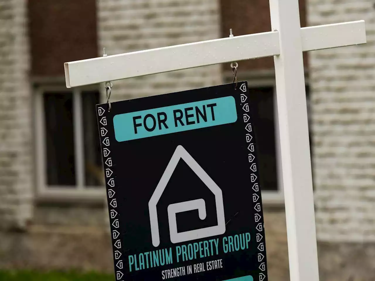 Toronto rent climbs 26% from last year, but national average cools in October