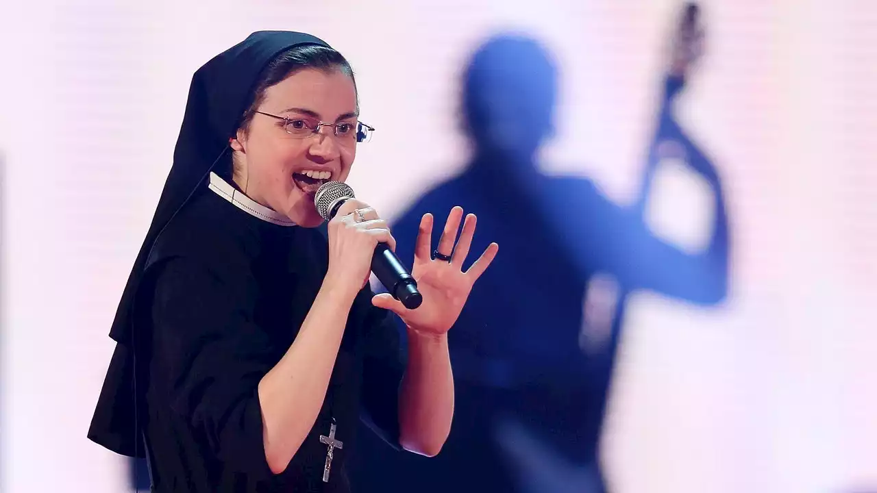 La sœur Cristina, grande gagnante de «The Voice» en Italie, quitte les ordres pour devenir serveuse en Espagne