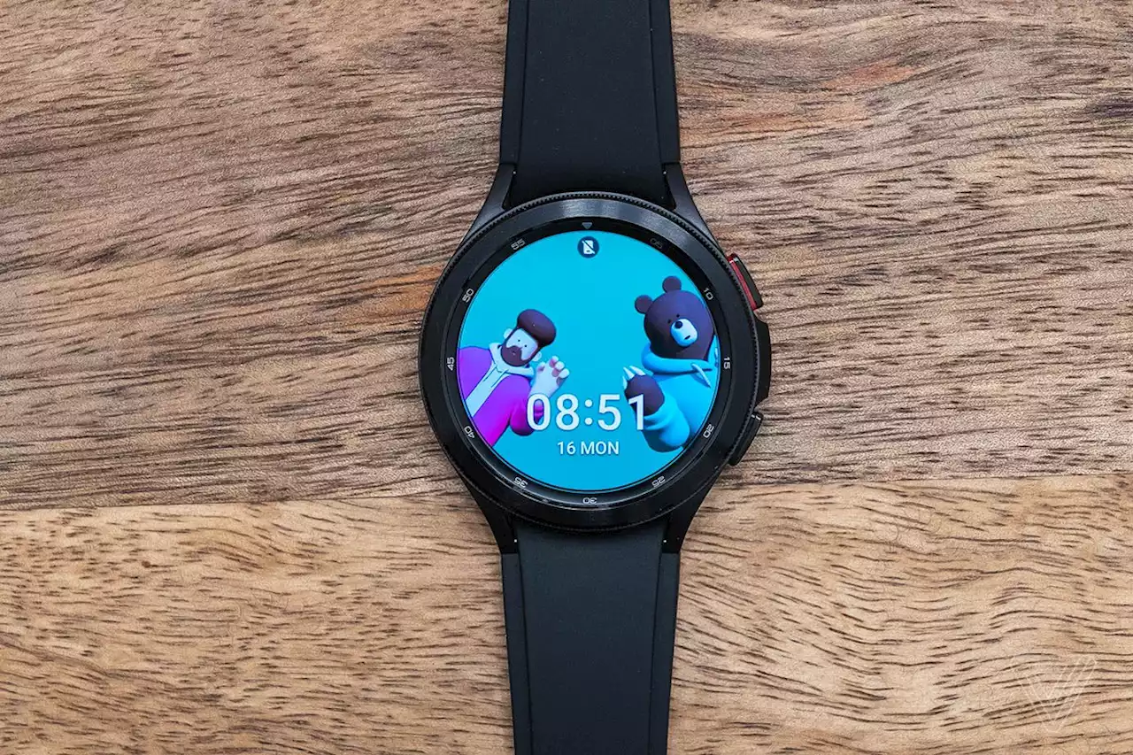 Save $200 on Samsung’s rotating Galaxy Watch 4 Classic